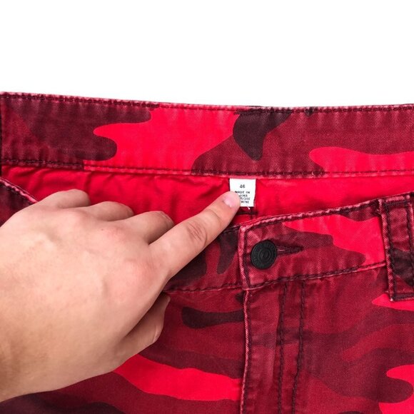 Vintage True Religion Jeans Size 46 Shorts CUT OFF Red Camo - Picture 6 of 6